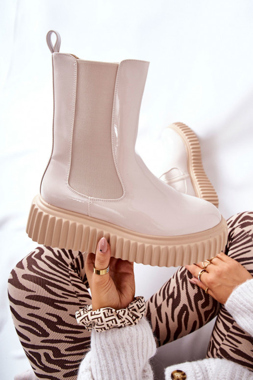 avec effet laqué Bottines avec plateforme de couleur beige Sereia avec effet laqué Bottines avec plateforme de couleur beige Sereia