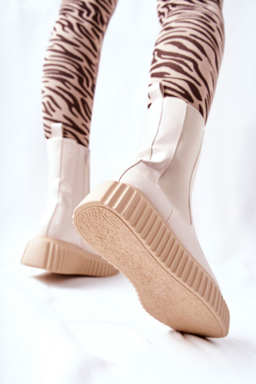 avec effet laqué Bottines avec plateforme de couleur beige Sereia avec effet laqué Bottines avec plateforme de couleur beige Sereia