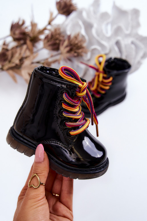 Bottines pour enfants effet laqué avec fermetures éclair en noir Tibbie Bottines pour enfants effet laqué avec fermetures éclair en noir Tibbie
