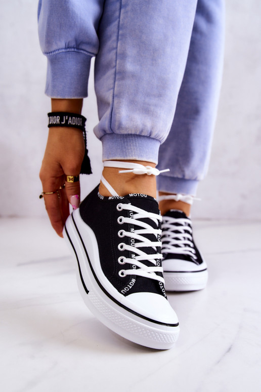 avec lanières Chaussures de sport couleur noire Menifee avec lanières Chaussures de sport couleur noire Menifee