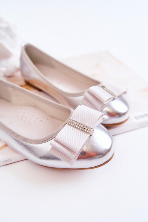 Ballerines pour enfants décorées de rubans couleur argent Claril