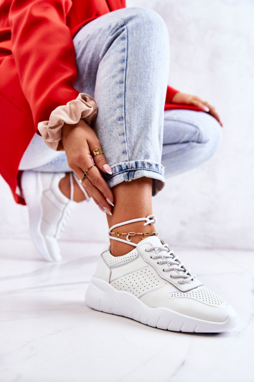 Chaussures du modèle classique modèle Sneakers couleur blanche Carly