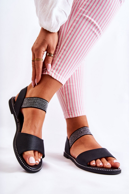 Modèle classique Sandales pour femmes avec rivets de couleur noire Shelly
