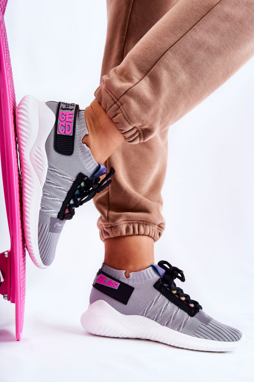 Chaussures Klayra du modèle sneaker de couleur grise