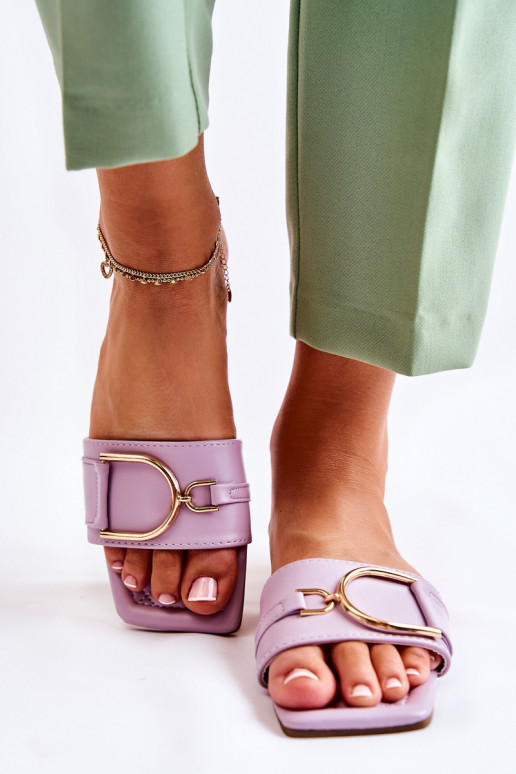 Chaussons modèle classique avec ornements couleur violet Shilla