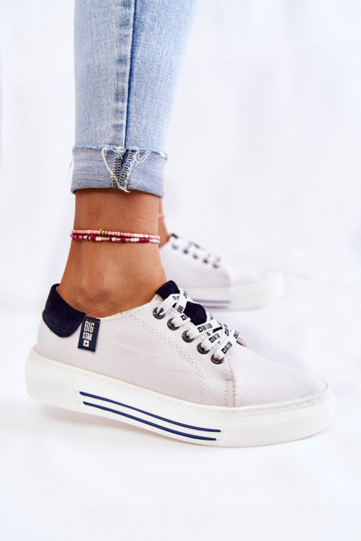 Chaussures pour femmes avec système de mousse à mémoire de forme Big Star KK276002 couleur blanche Chaussures pour femmes avec système de mousse à mémoire de forme Big Star KK276002 couleur blanche