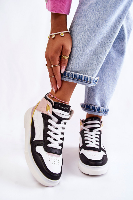 chaussures de sport de différentes couleurs à Silje chaussures de sport de différentes couleurs à Silje