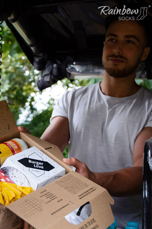 Chaussettes colorées dans une boîte Repas Chaussettes Boîte Burger 5 Par Chaussettes colorées dans une boîte Repas Chaussettes Boîte Burger 5 Par