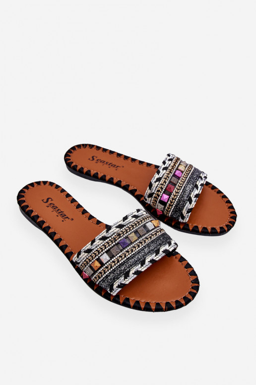 Chaussons décorés de couleur noire Bellisa Chaussons décorés de couleur noire Bellisa