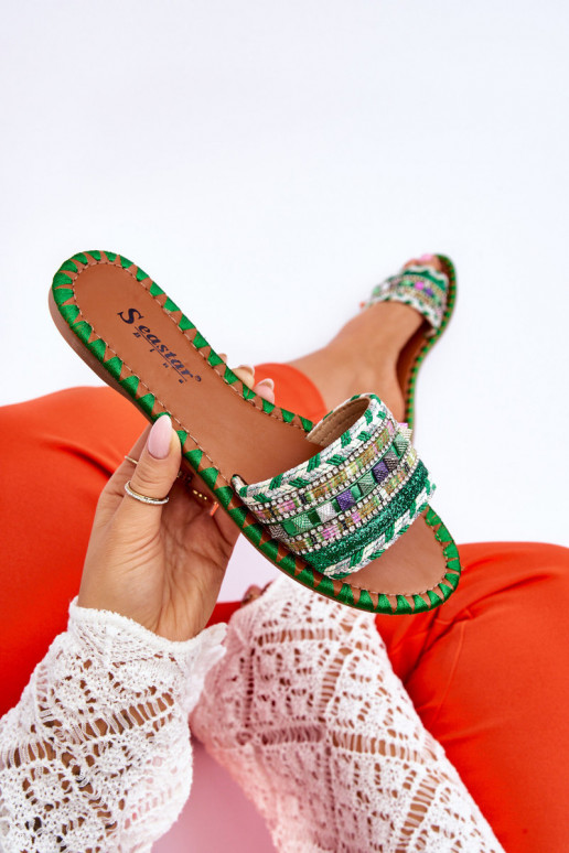 Chaussons décorés couleur vert Bellisa