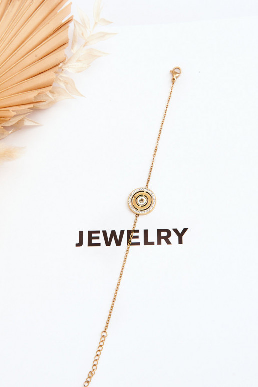 Le bracelet est en or Le bracelet est en or