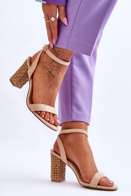 Sandales en daim beige Selila