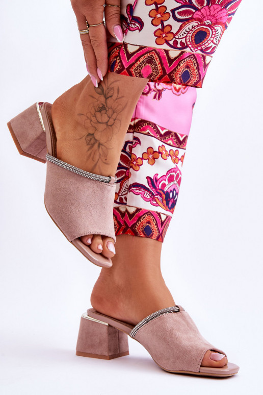 chaussons à talons en daim S.Barski KV-612-2 couleur beige chaussons à talons en daim S.Barski KV-612-2 couleur beige