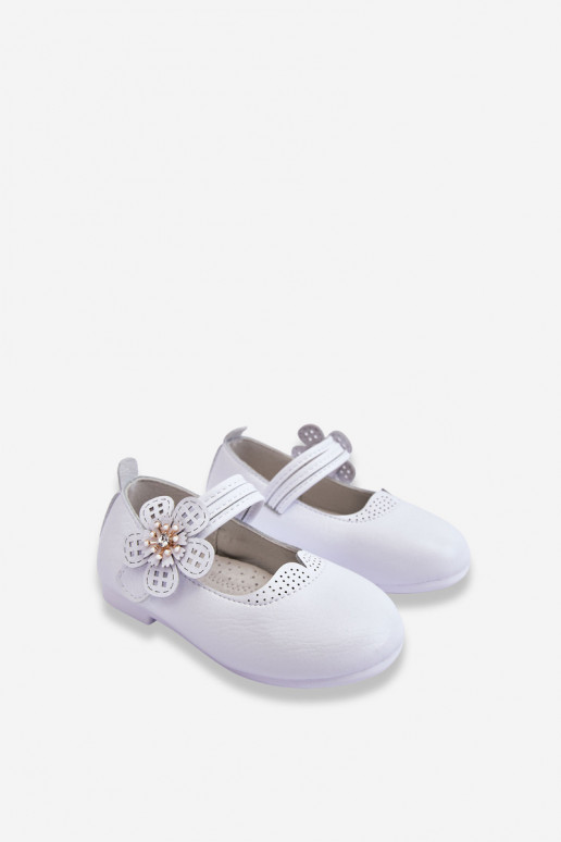 Ballerines pour enfants avec une fleur de couleur blanche Cobi Ballerines pour enfants avec une fleur de couleur blanche Cobi