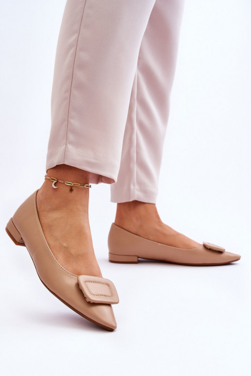 Ballerines modèle classique avec ornements beige Rivea