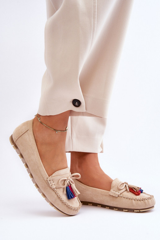 Mocassins en daim à pompons en Dorine beige