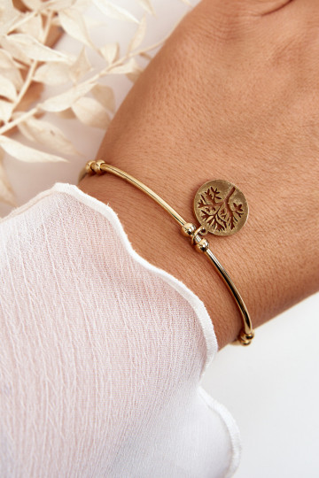 Le bracelet est en or