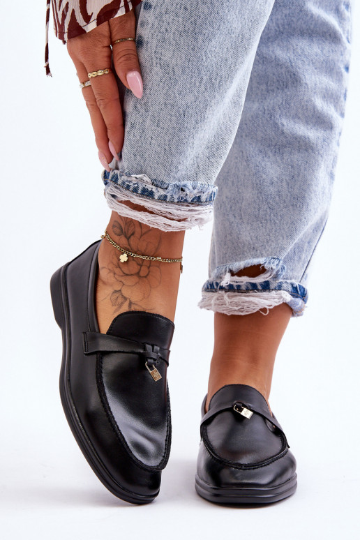 Mocassins pour femmes modèle classique de couleur noire Cortez