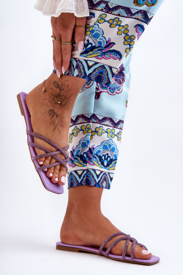 Chaussons à lanières I Violet Leomi