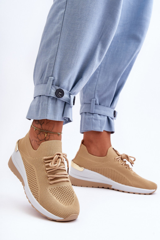 Chaussures de sport Visconti couleur sable d'un modèle frappant Chaussures de sport Visconti couleur sable d'un modèle frappant