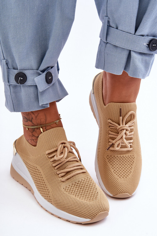 Chaussures de sport Visconti couleur sable d'un modèle frappant Chaussures de sport Visconti couleur sable d'un modèle frappant