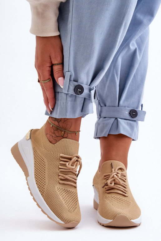 Chaussures de sport Visconti couleur sable d'un modèle frappant Chaussures de sport Visconti couleur sable d'un modèle frappant