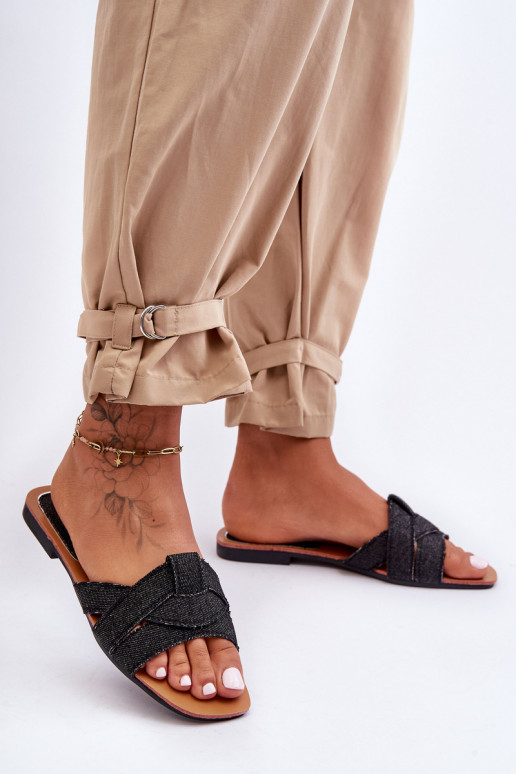 Chaussons noirs Aversa