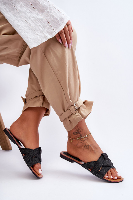 Chaussons noirs Aversa