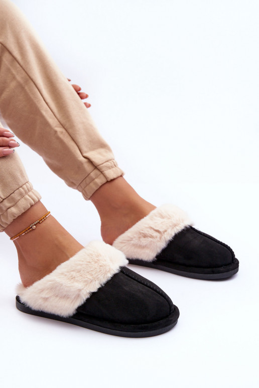 Chaussons avec fourrure de couleur noire Pinky