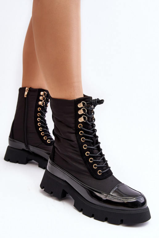 bottes chauffantes à talons larges de couleur noire Saranema bottes chauffantes à talons larges de couleur noire Saranema