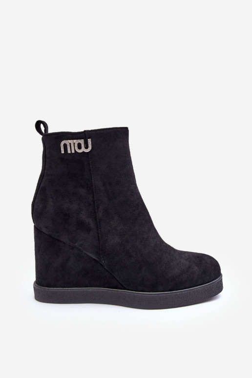 Bottines chauffantes en daim avec ornements de couleur noire Vere Bottines chauffantes en daim avec ornements de couleur noire Vere