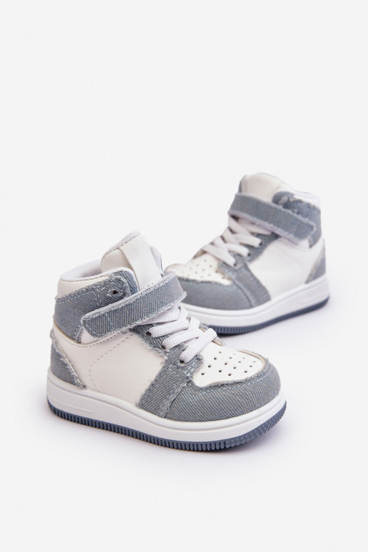 Chaussures de sport enfant Matière denim Couleur blanc-bleu Milara Chaussures de sport enfant Matière denim Couleur blanc-bleu Milara