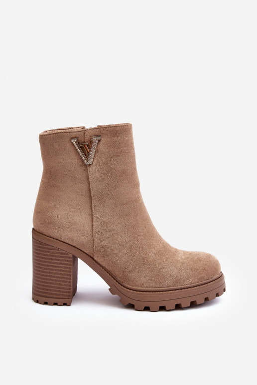 Bottines en daim avec ornements beige Strong