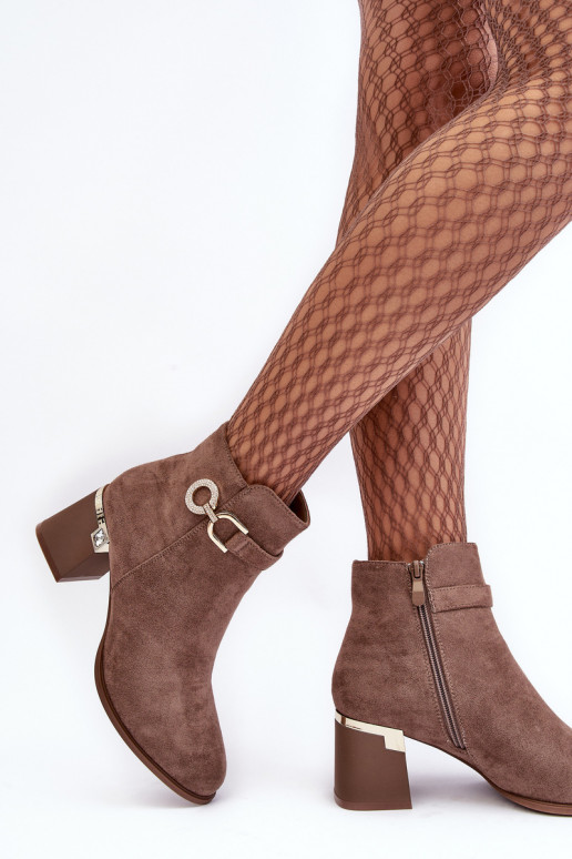 Chaussures en daim marron Nola