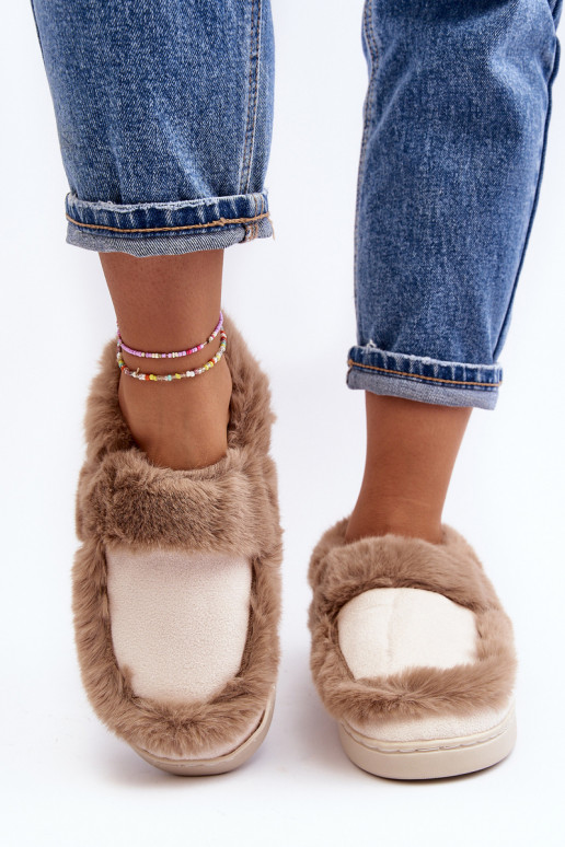 Chaussons avec fourrure beige Sailey