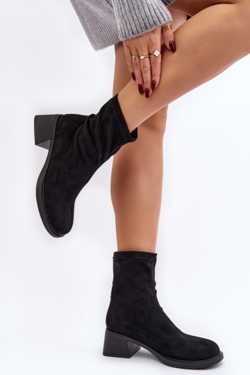 Bottines femme à talon bas noires Aphroteia 2