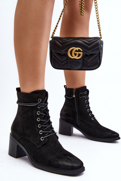 Bottines à talon bas avec lacets de couleur noire Serellia