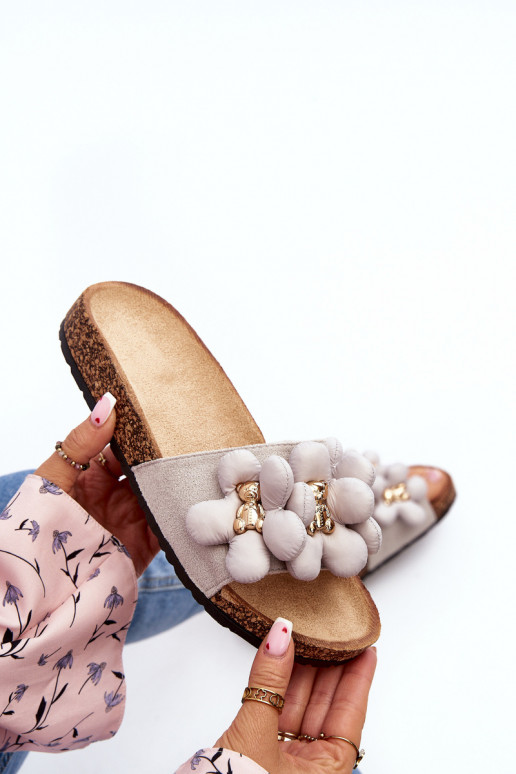 Chaussons pour femmes avec de beaux détails de couleur grise Bunlia Chaussons pour femmes avec de beaux détails de couleur grise Bunlia