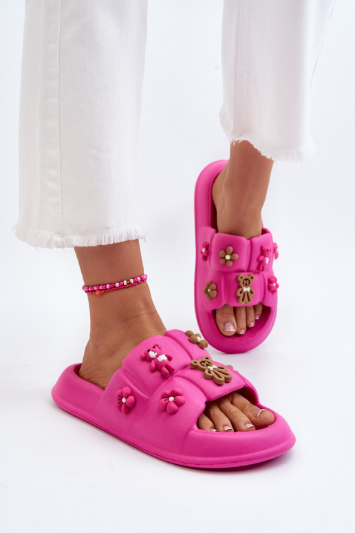 Chaussons Cambrina rose clair avec de beaux détails