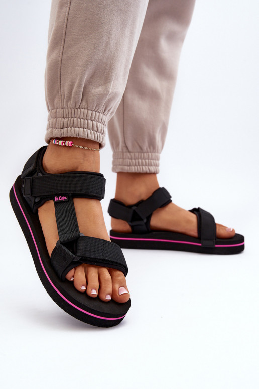 Sandales à plateforme pour femmes Lee Cooper LCW-24-05-2751L couleur noir Sandales à plateforme pour femmes Lee Cooper LCW-24-05-2751L couleur noir