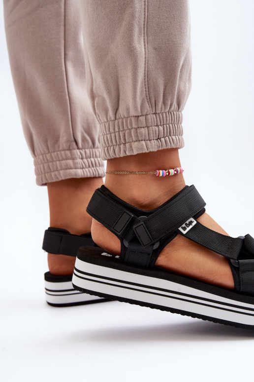 Sandales à plateforme pour femmes Lee Cooper LCW-24-05-2753 couleur noir Sandales à plateforme pour femmes Lee Cooper LCW-24-05-2753 couleur noir