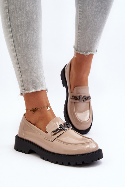 Mocassins effet laqué à talons larges beige Ezoma