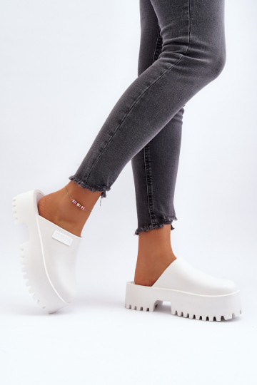 Pantoufles à semelles massives à la mode Big Star NN274015 couleur blanche 2