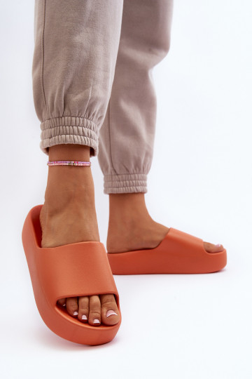 Chaussons à semelle massive de couleur orange Oreithano