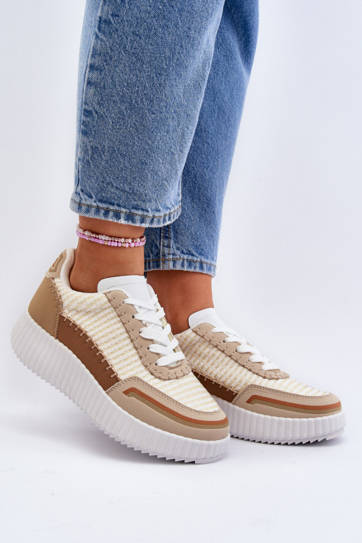 Chaussures modèle baskets à plateforme beige Redala