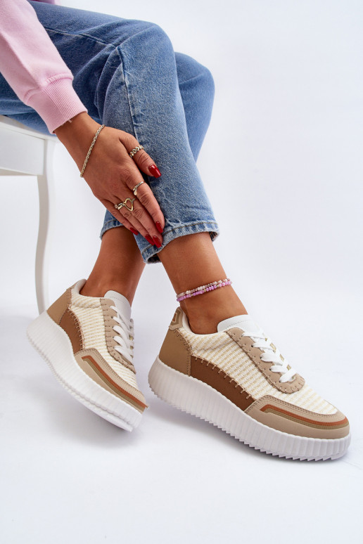 Chaussures modèle baskets à plateforme beige Redala
