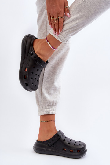 Chaussons légers de couleur noire Ilariana 2