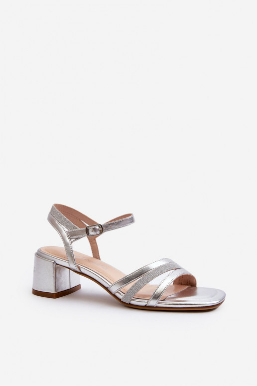 Sandales pour femmes à talon bas en cuir écologique Sergio Leone SK046 couleur argent Sandales pour femmes à talon bas en cuir écologique Sergio Leone SK046 couleur argent