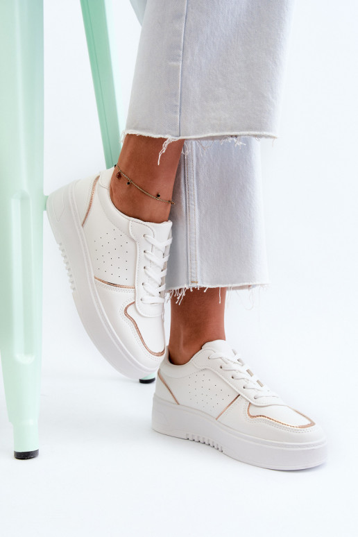 Chaussures baskets modèle à plateforme de couleur blanche Tessama