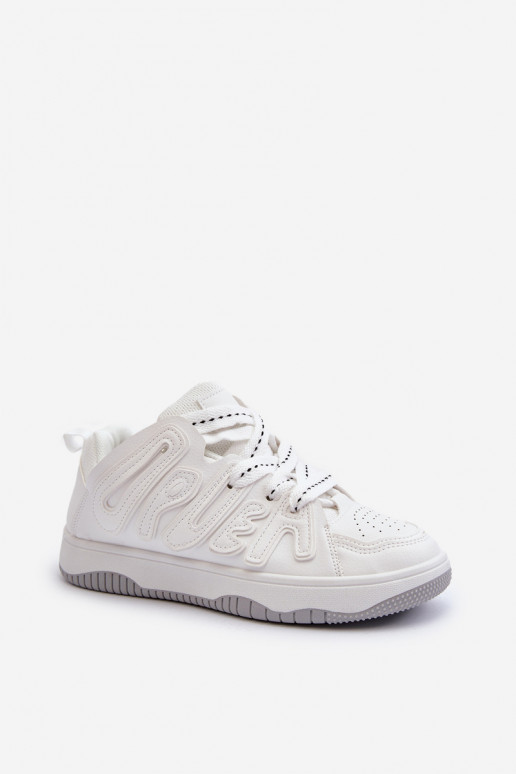 Chaussures modèle baskets en cuir écologique de couleur blanche Berilla